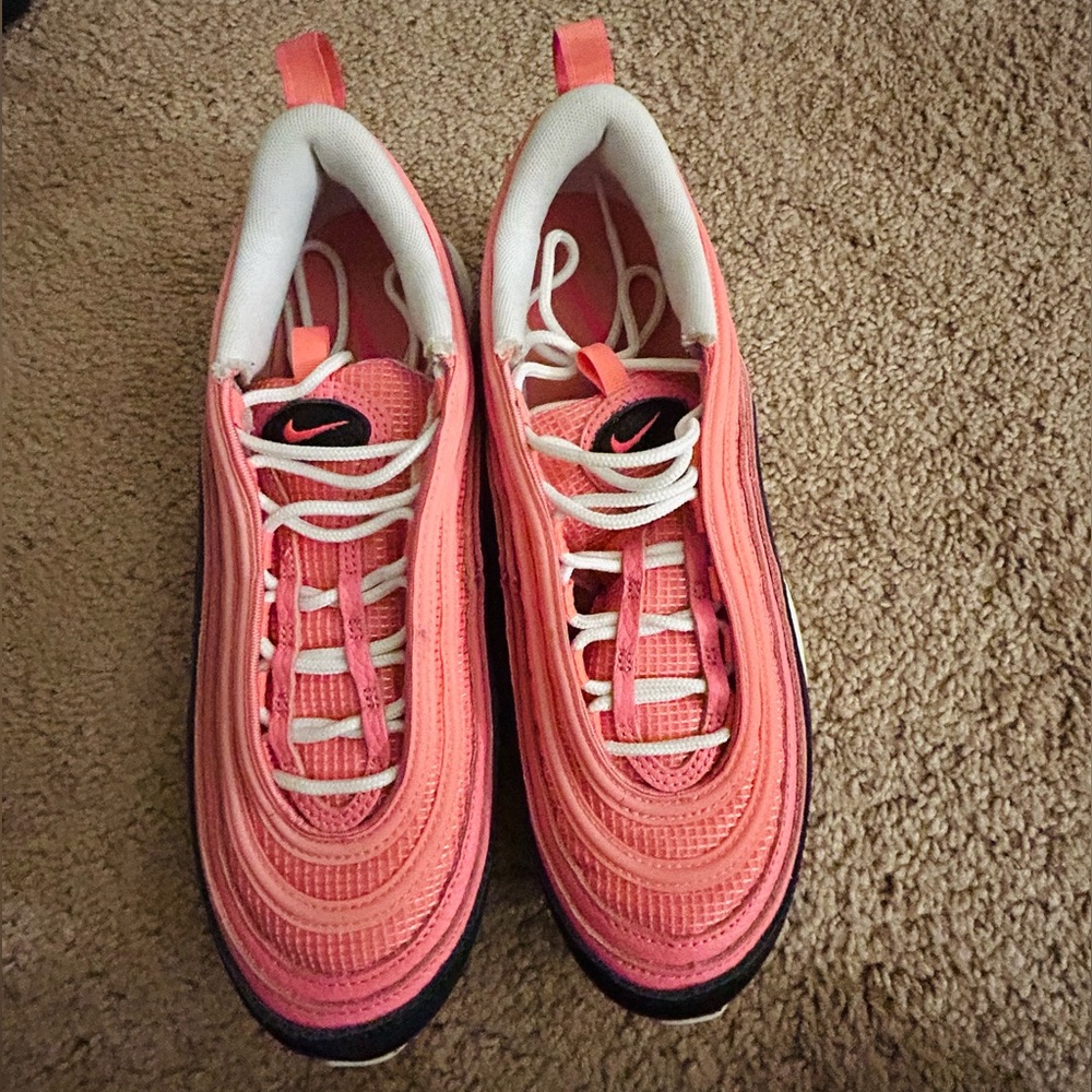 Nike Pink Sneakers